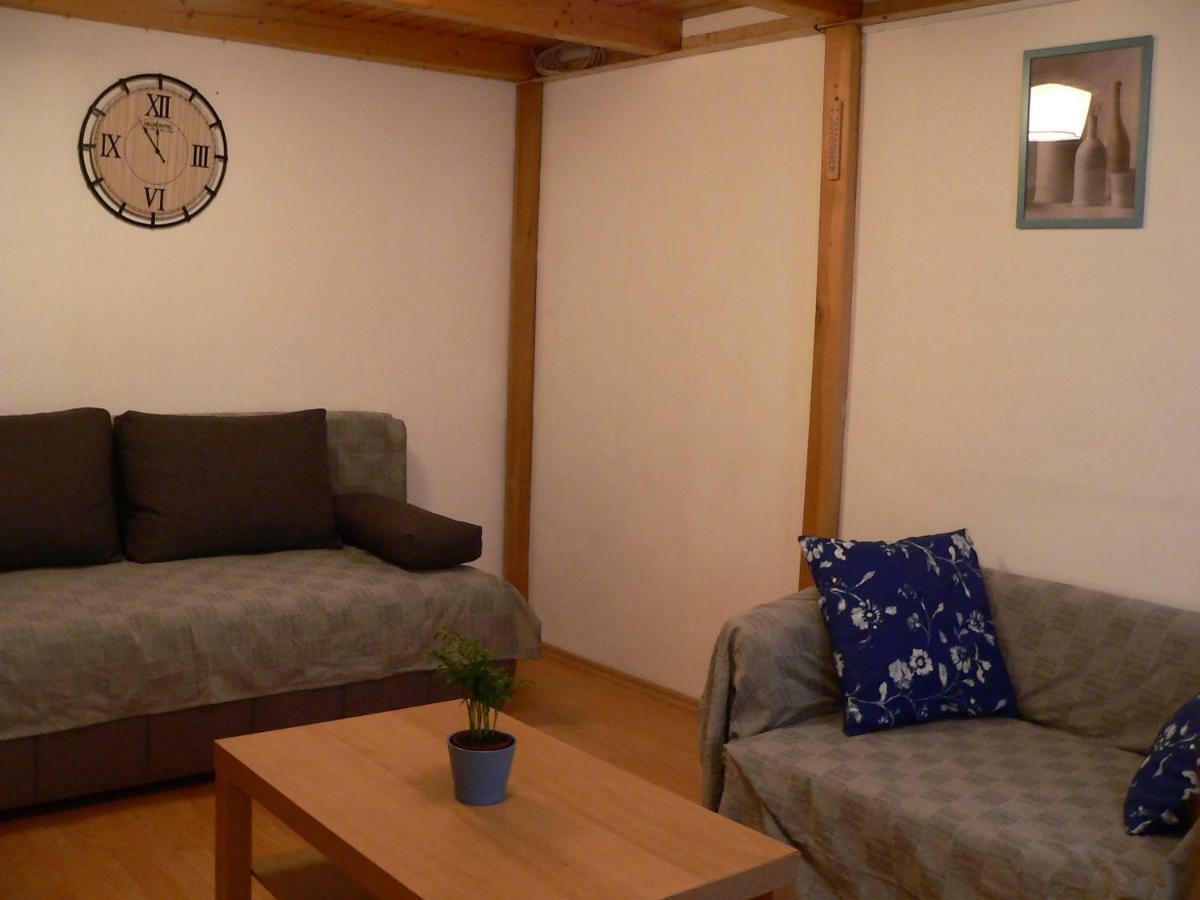 Opera House Apartment *